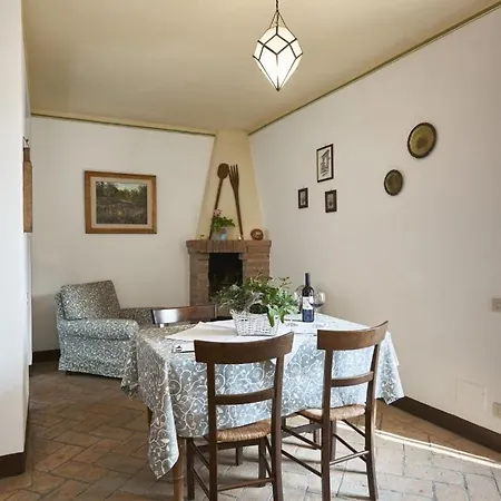 Sleeps 2 With Pool * San Giovanni dʼAsso